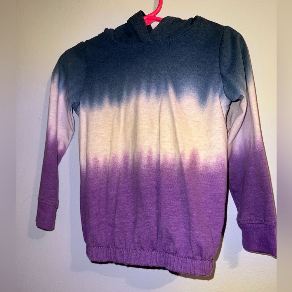 2T sweater